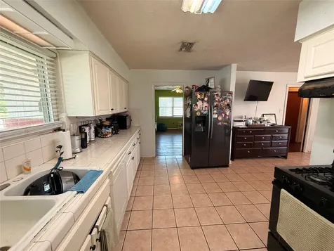 6625 Sandstone Street Houston TX 77074