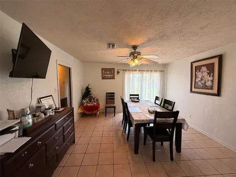 6625 Sandstone Street Houston TX 77074