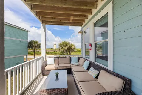 4114 NW Green Heron Drive Galveston TX 77554