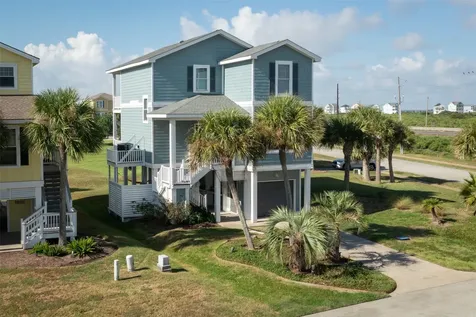 4114 NW Green Heron Drive Galveston TX 77554