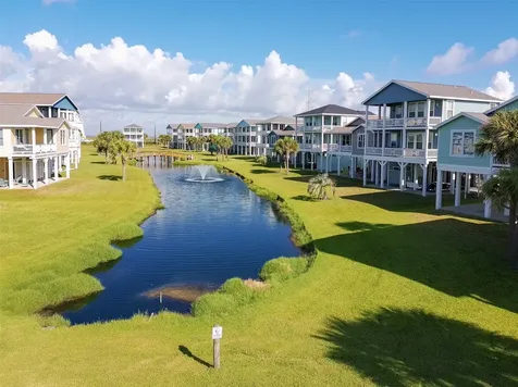 4114 NW Green Heron Drive Galveston TX 77554