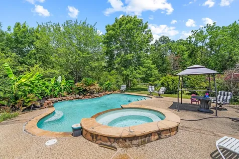 21719 Mueschke Road Tomball TX 77377