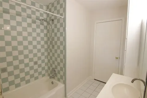 7030 Sharpview Drive Houston TX 77074