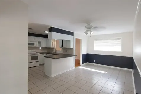 7030 Sharpview Drive Houston TX 77074