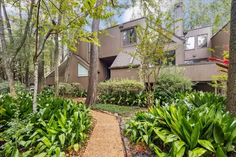 222 Litchfield Lane Houston TX 77024