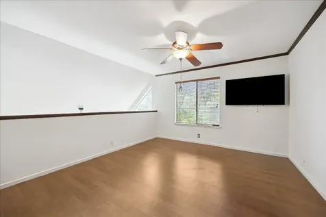222 Litchfield Lane Houston TX 77024