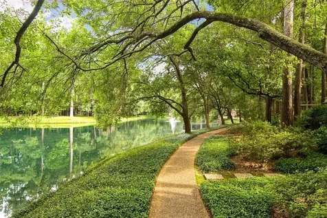 222 Litchfield Lane Houston TX 77024