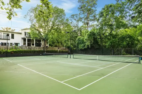 222 Litchfield Lane Houston TX 77024