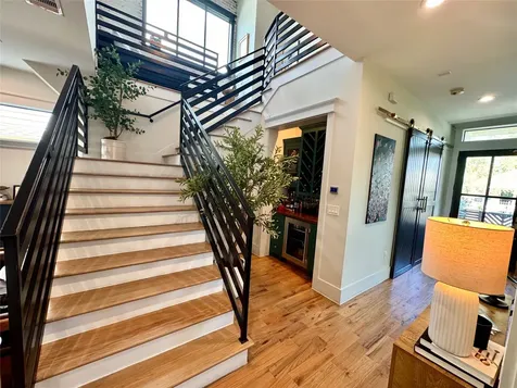 805 Cordell Street Houston TX 77009
