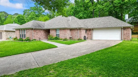 2013 Wickersham Drive Huntsville TX 77340