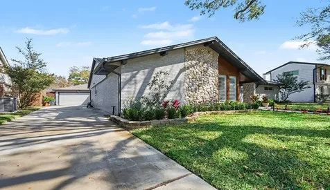 10718 Longmont Drive Houston TX 77042