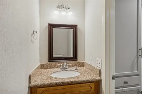 1615 Prairie Mark Lane Houston TX 77077