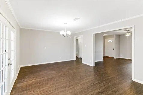 127 Talisman Street Lake Jackson TX 77566