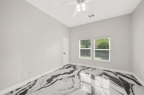 2027 Cullen Boulevard 865 Pearland TX 77581