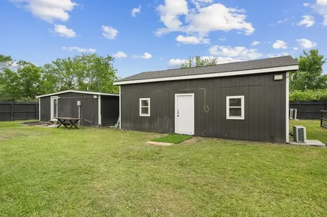 2027 Cullen Boulevard 865 Pearland TX 77581