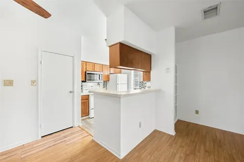 7575 Cambridge Street 1304 Houston TX 77054