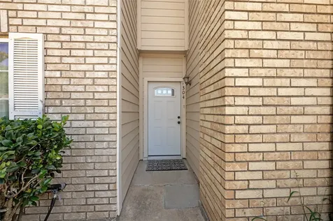 7575 Cambridge Street 1304 Houston TX 77054