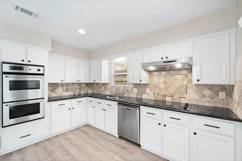 2007 Longstraw Place The Woodlands TX 77380