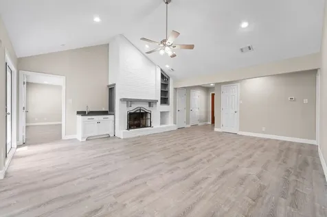 2007 Longstraw Place The Woodlands TX 77380