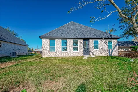 3635 Needville Avenue Needville TX 77461