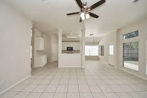 7207 Glenbank Way Houston TX 77095