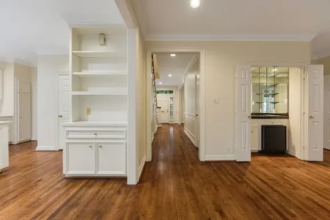3216 Rice Boulevard West University Place TX 77005