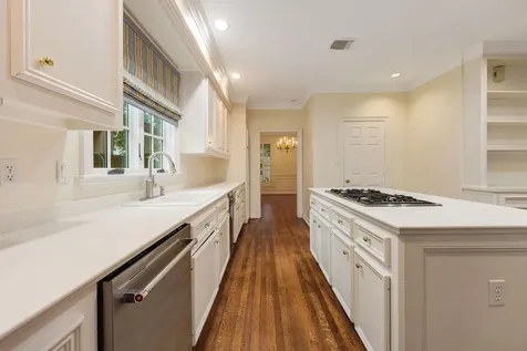 3216 Rice Boulevard West University Place TX 77005