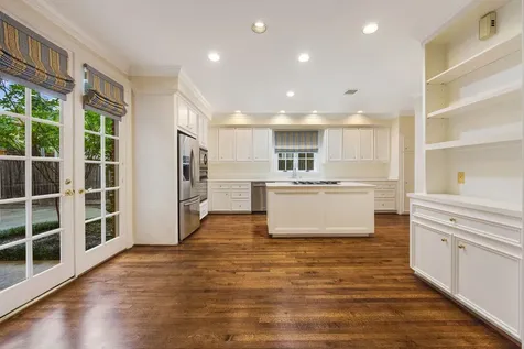 3216 Rice Boulevard West University Place TX 77005