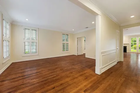 3216 Rice Boulevard West University Place TX 77005