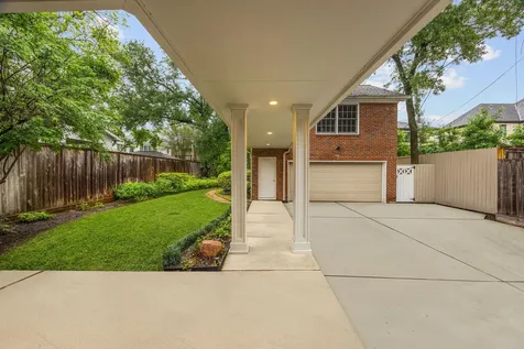 3216 Rice Boulevard West University Place TX 77005