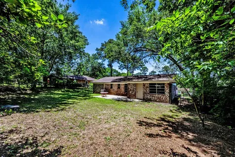2615 Chimney Rock Huntsville TX 77320