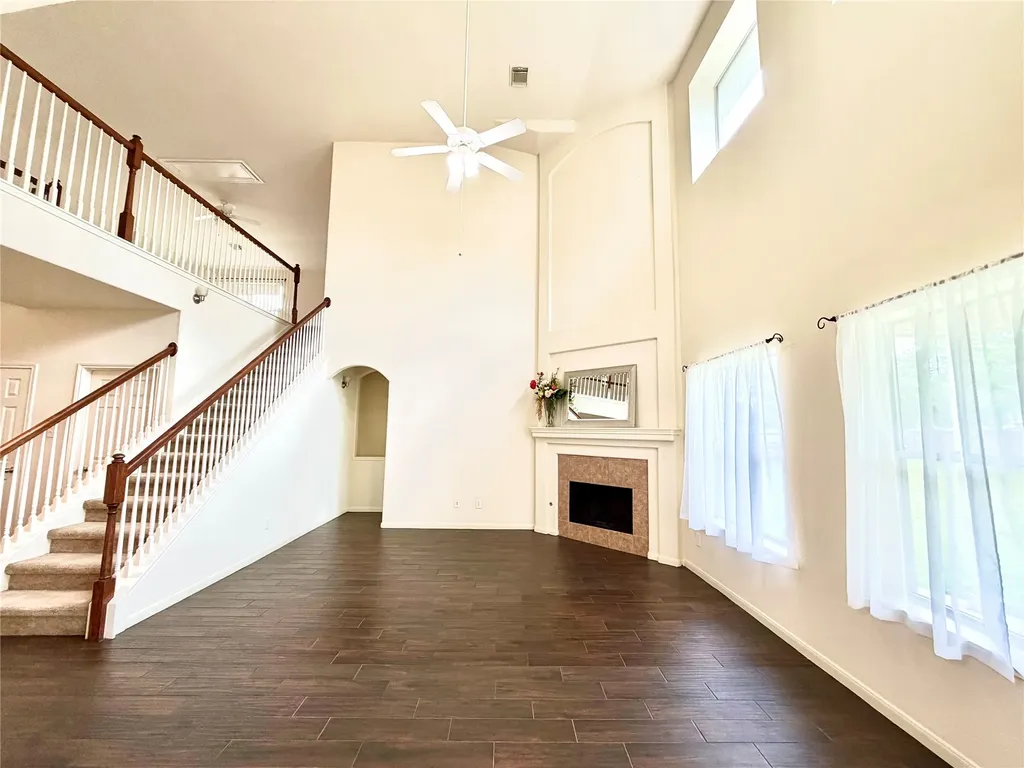 25122 Southbriar Lane Katy TX 77494