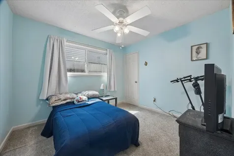 5710 Avenue T 1/2 Galveston TX 77551