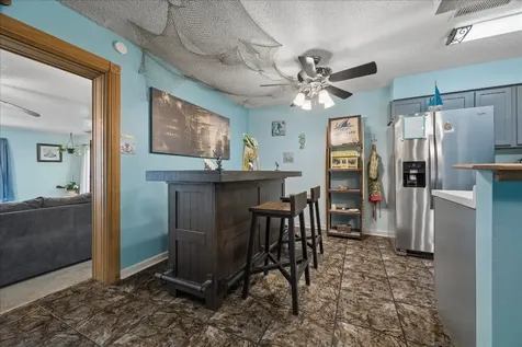 5710 Avenue T 1/2 Galveston TX 77551