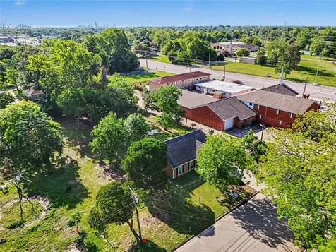 326 S Bell Drive Texas City TX 77591