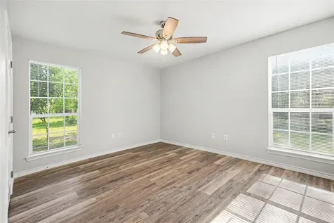 326 S Bell Drive Texas City TX 77591