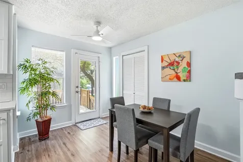 7916 Santa Catalina San Antonio TX 78250