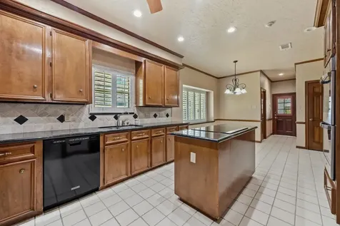 1723 Hidden Villas Drive Kingwood TX 77339
