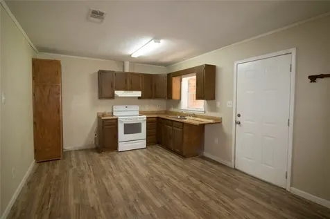 20 White Oak Drive A Huntsville TX 77320