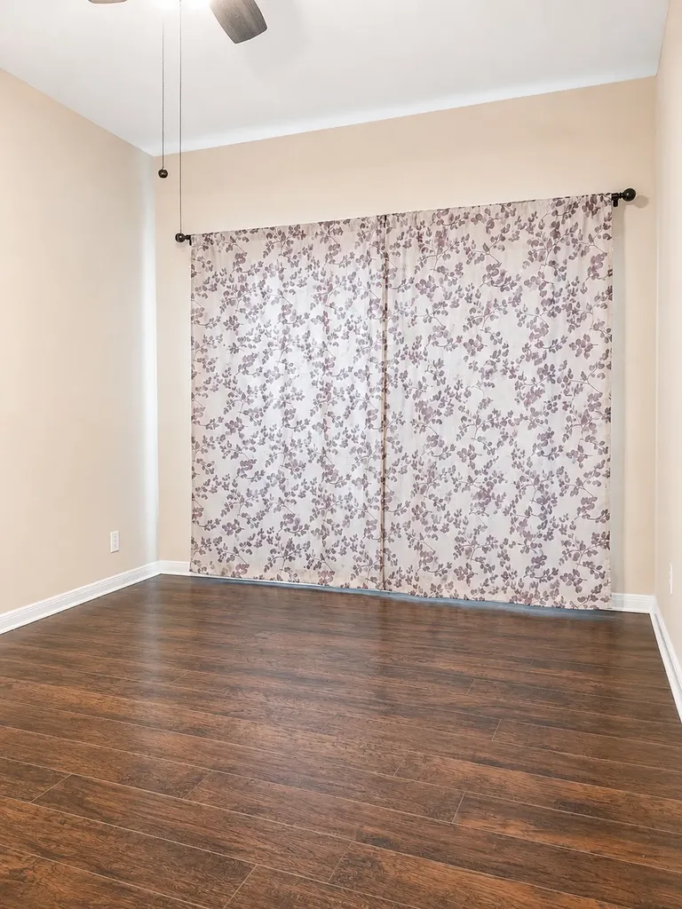 8642 Fredericksburg Road 303 San Antonio TX 78240