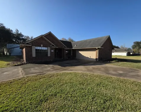 2571 Pinehurst Drive West Columbia TX 77486
