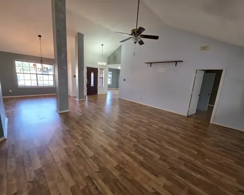 2571 Pinehurst Drive West Columbia TX 77486