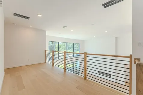 26 Squire Creek Way The Woodlands TX 77389