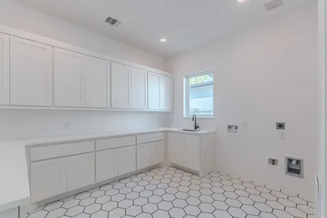 26 Squire Creek Way The Woodlands TX 77389