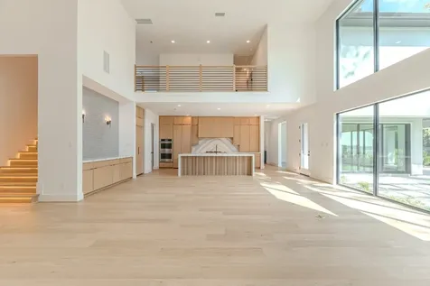 26 Squire Creek Way The Woodlands TX 77389