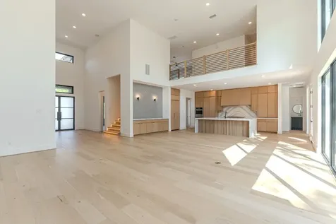 26 Squire Creek Way The Woodlands TX 77389