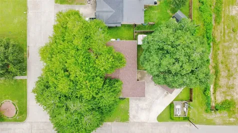 1806 Southwood Drive Woodbranch TX 77357