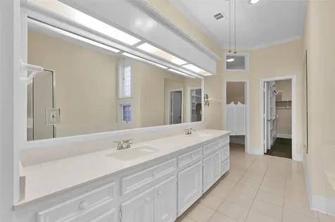 28 Waters Edge Street Conroe TX 77356