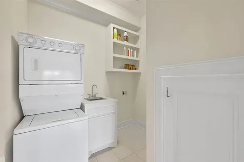 28 Waters Edge Street Conroe TX 77356