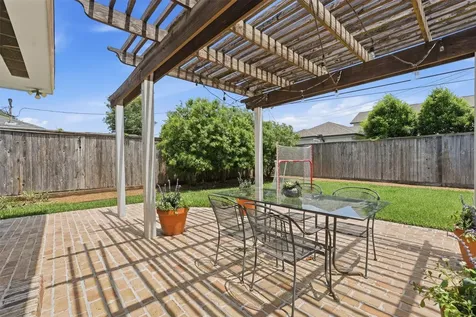 1006 Prince Street Houston TX 77008